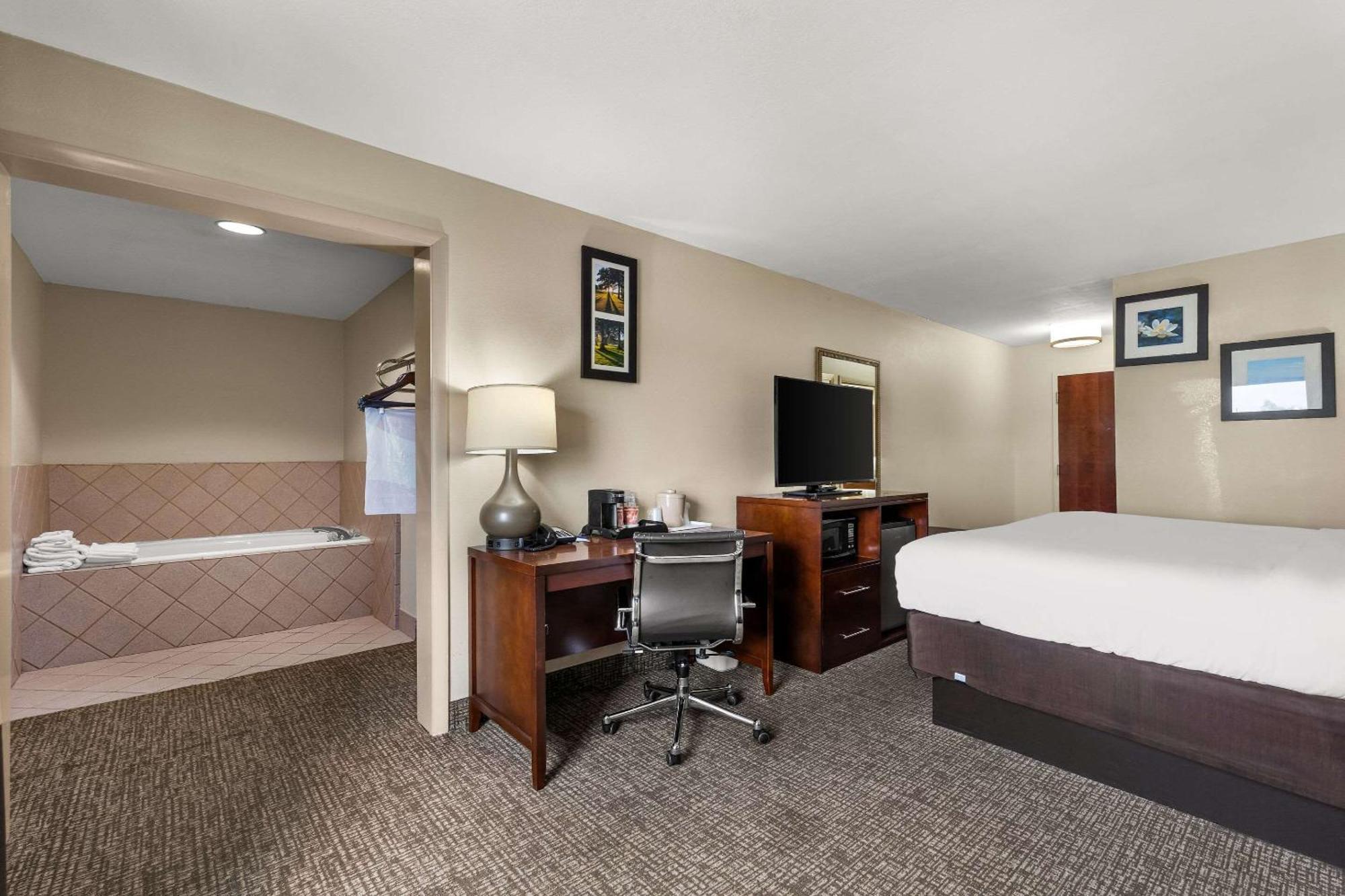 Comfort & I-10 Chipley
