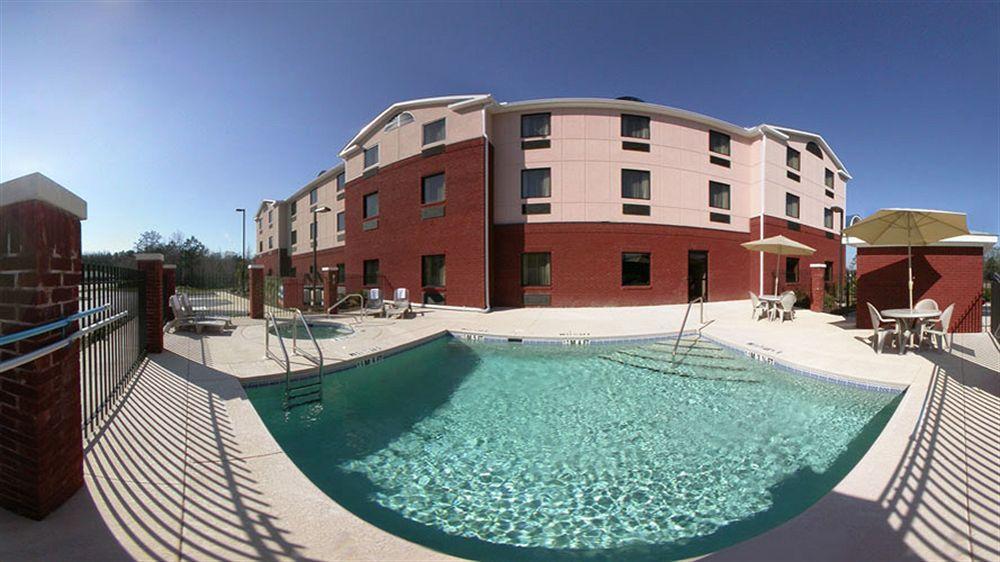 Comfort & I-10 Hotel